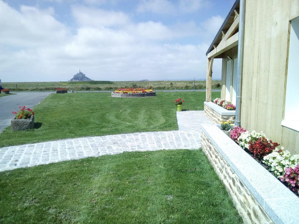 Garden, Landmark view