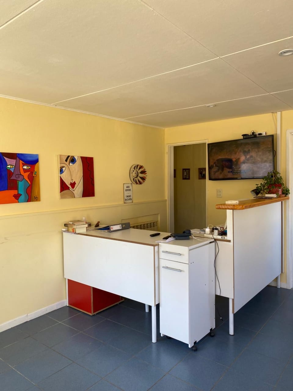 Aguilar House Hostel B&B Bed and Breakfast in El Calafate