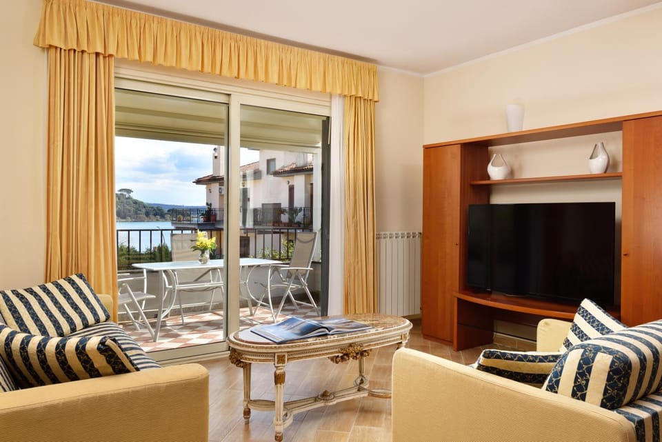 Hotel Recostano Residence Apartment hotel in Trevignano Romano