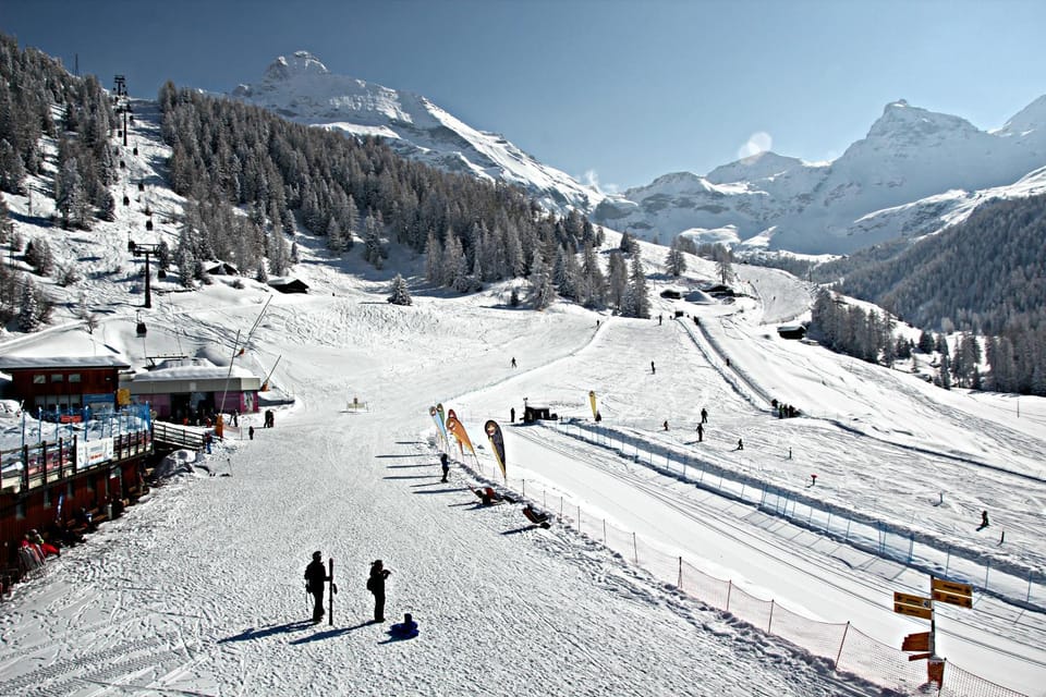 Skiing