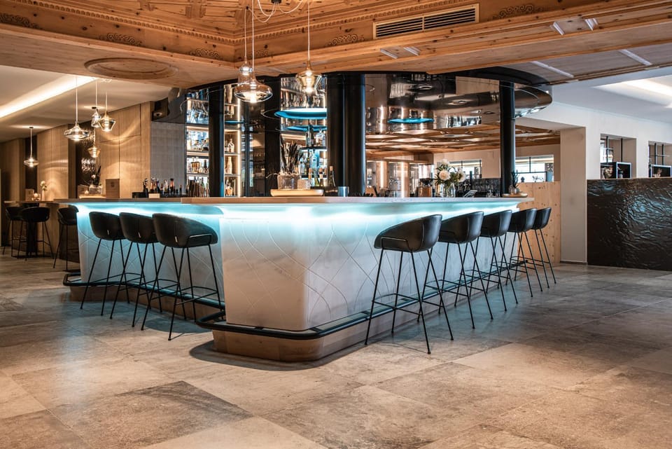 Lounge or bar