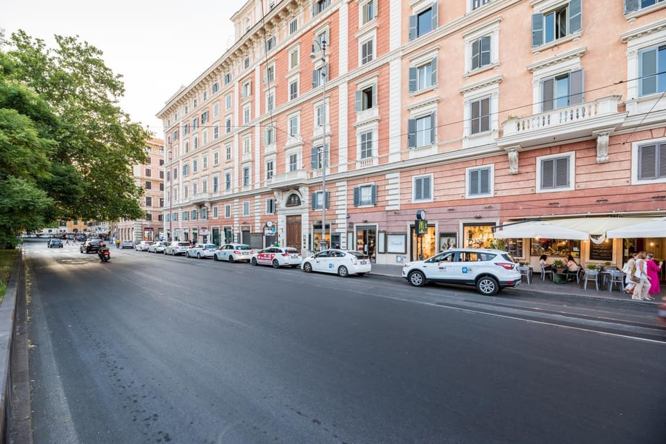 Property building, Neighbourhood, City view, Street view