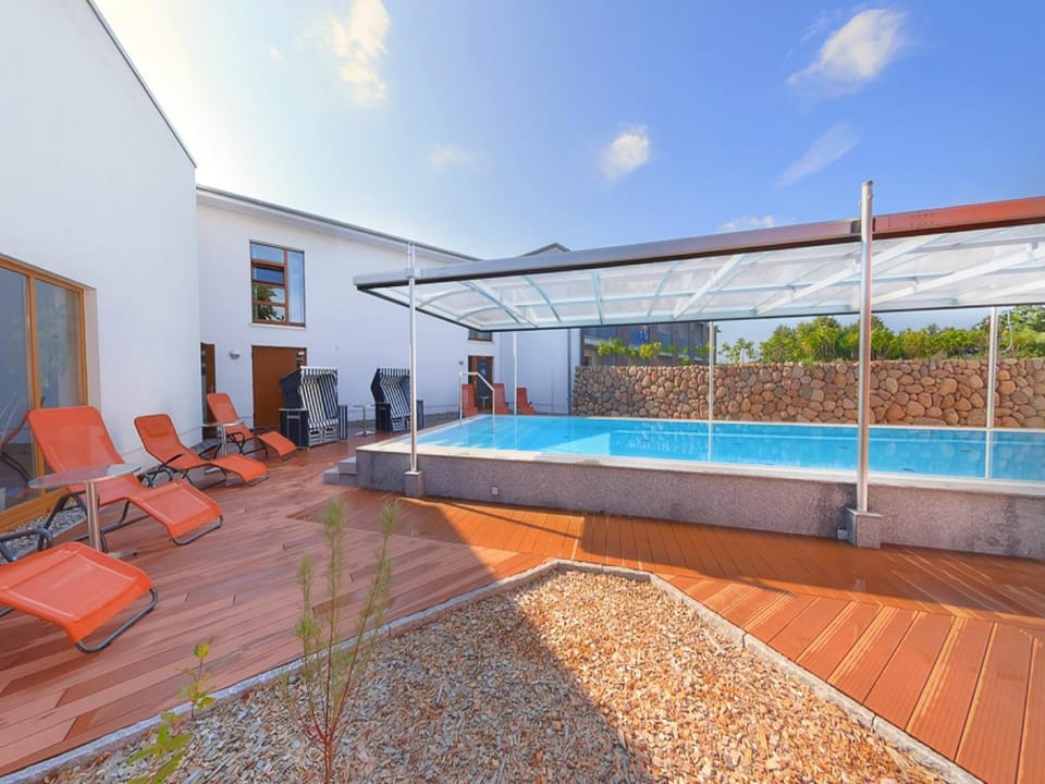 Swimming pool, Swimming pool, Sports