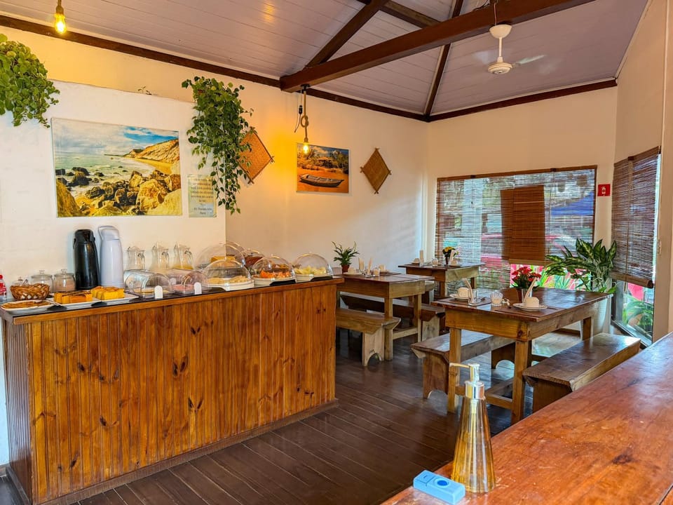 Food and drinks, Dining area