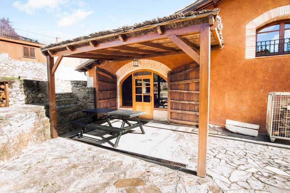 Cal Nan House in Ripollès