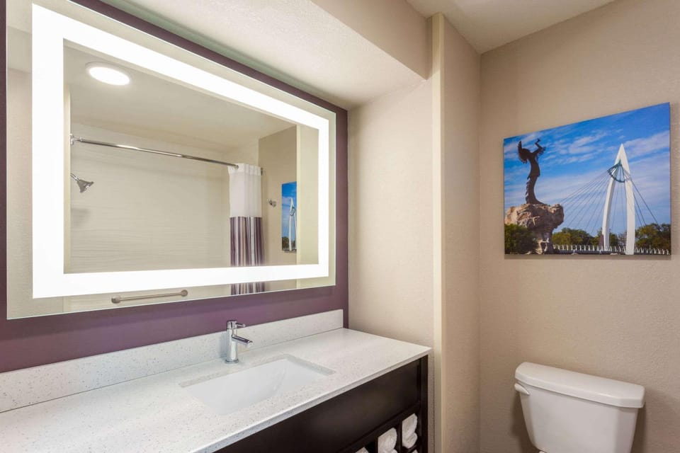 Bathroom, Photo of the whole room, On site