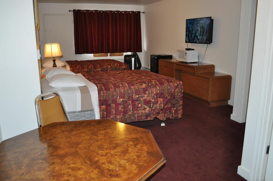 Golden Lion Motel Motel in Washington