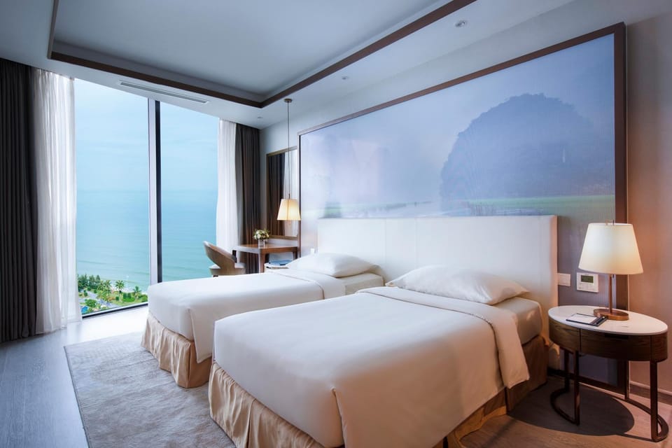 Bed, Bedroom, Sea view