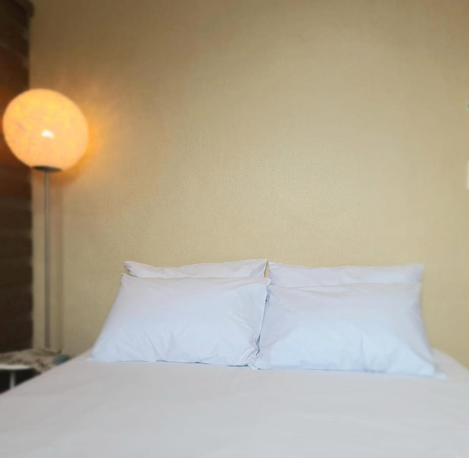 TreehouseUnseo GuestHouse Bed and Breakfast in Gyeonggi-do