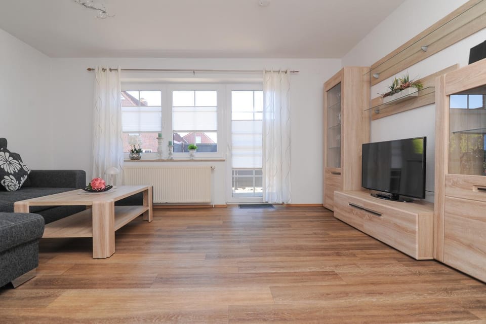 Living room, Photo of the whole room