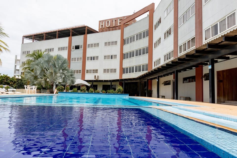 Swimming pool