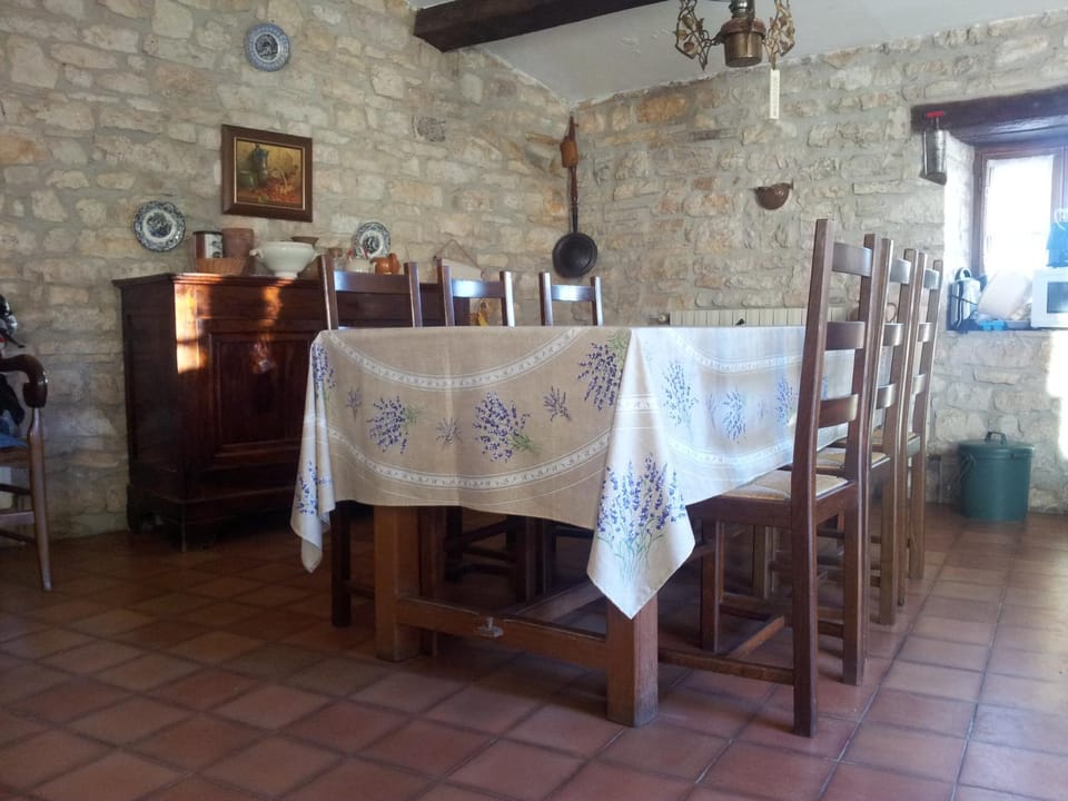 Decorative detail, Dining area