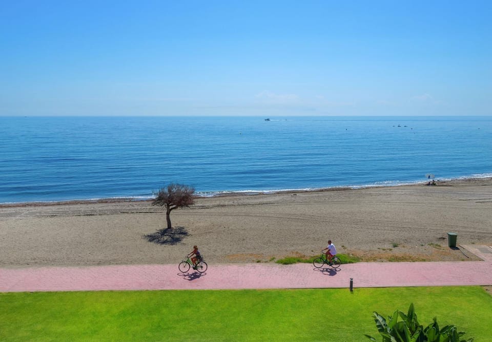 Heaven Beach Penthouse 405 Apartment in Costa del Sol