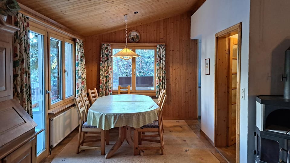 Preschaint (720 Kü) House in Canton of Grisons