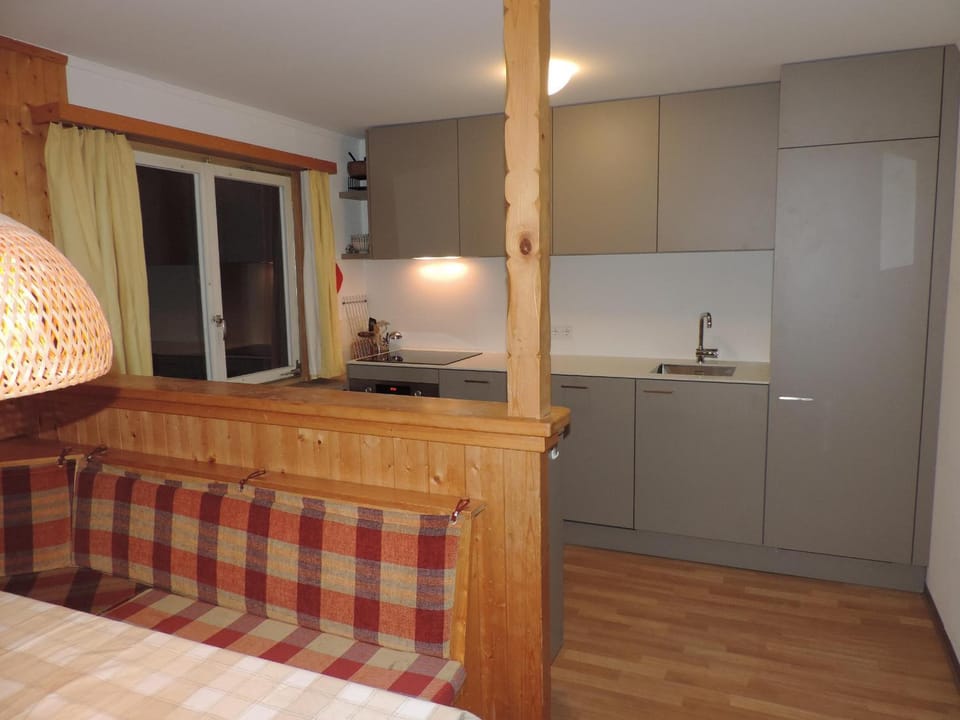 Montalin (451 Ti) 1. Stock Apartment in Canton of Grisons