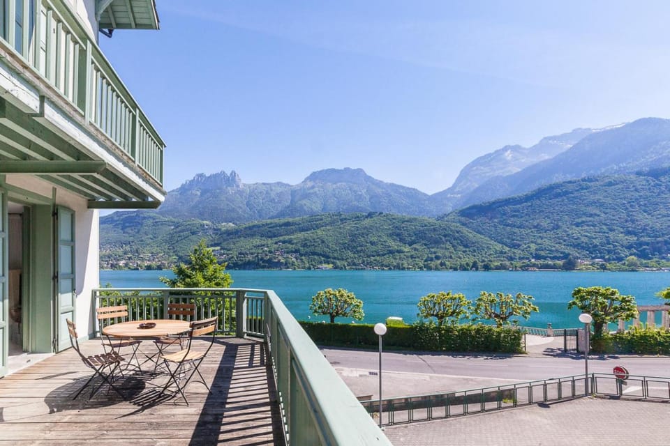 Patio, Balcony/Terrace, Lake view, Mountain view