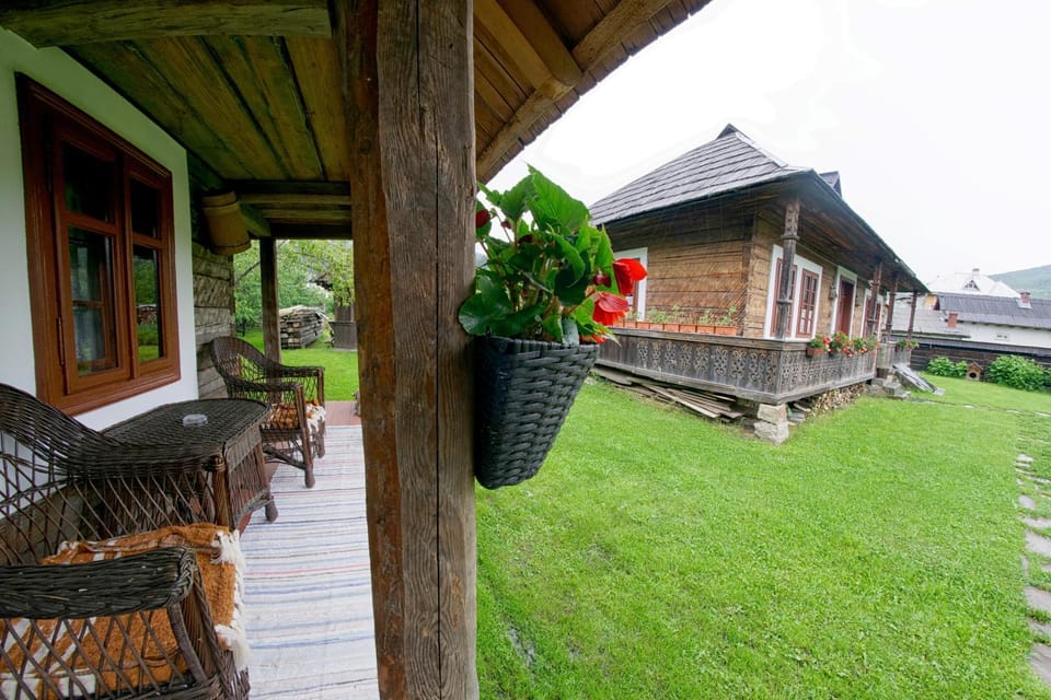 Casa Povestilor din Bucovina Country House in Romania