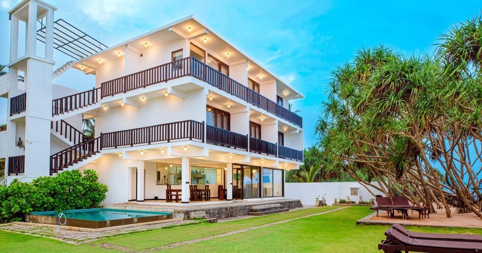 Property building, Day, Garden view, Pool view