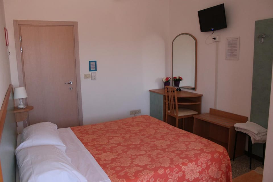 Pensione Fiorella Rimini Hotel in Rimini