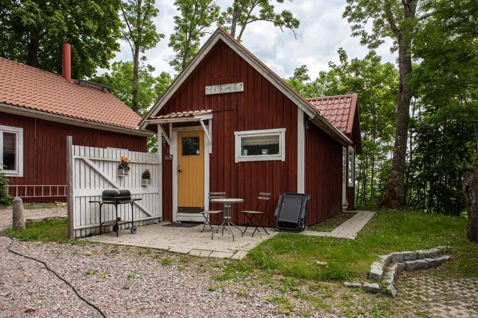 Bröttorp Nature lodge in Sweden