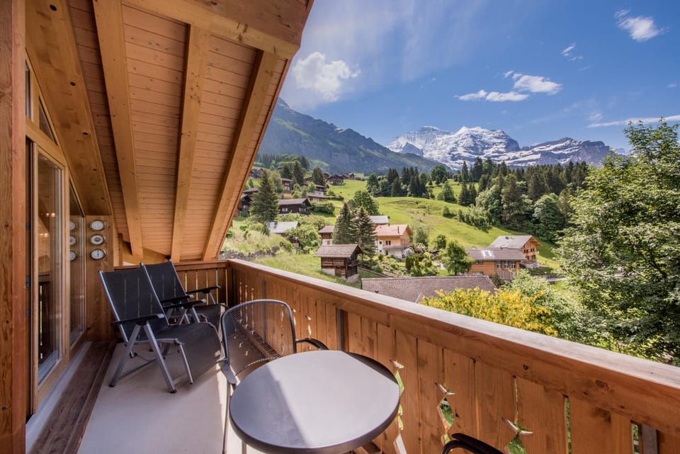 Balcony/Terrace, Landmark view, Mountain view