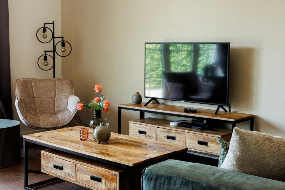 TV and multimedia, Living room