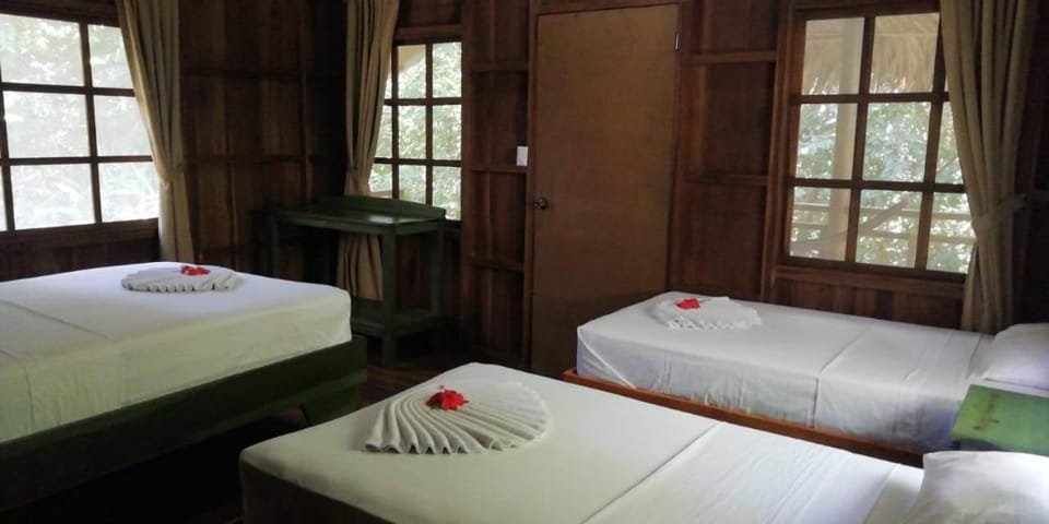 Hidden Paradise Lodge Hotel in Puntarenas Province