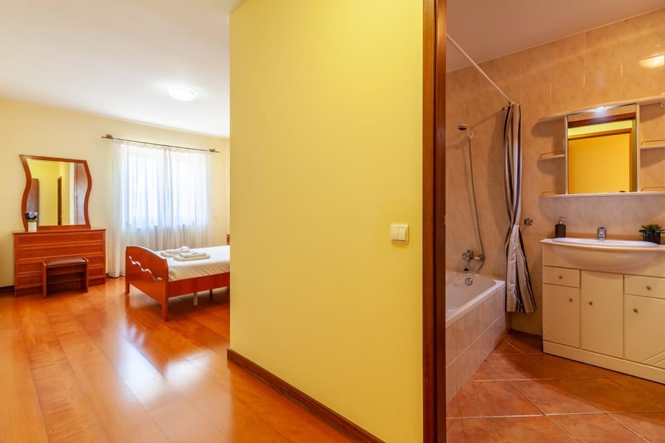 Bathroom, Bedroom