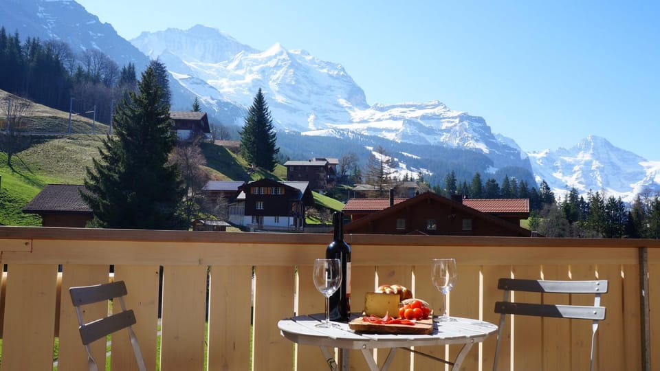 Balcony/Terrace, Landmark view, Mountain view