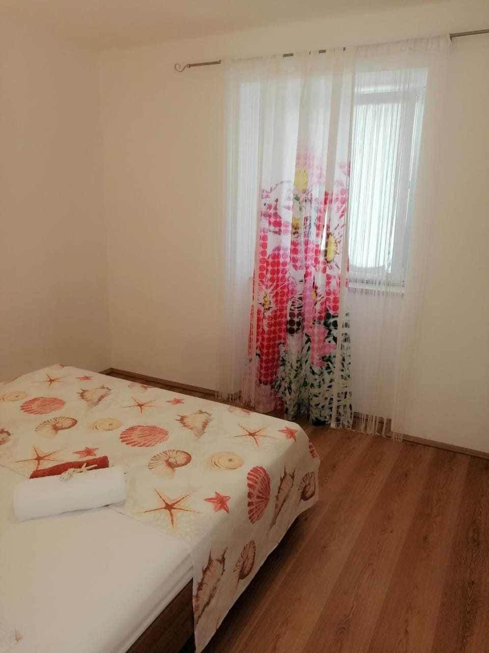 Bed, Bedroom, Inner courtyard view