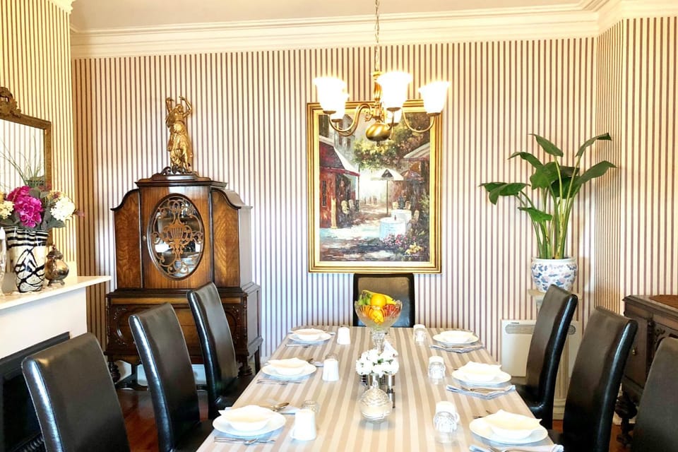 Dining area, Communal kitchen, Internal: Not applicable to any particular room