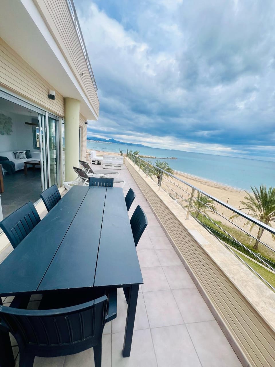 Balcony/Terrace, Dining area, Garden view, Pool view, Sea view, sunbed