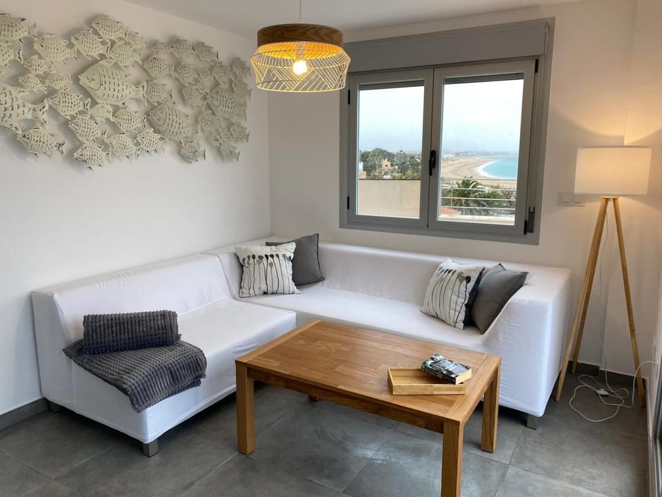 TV and multimedia, Living room, Sea view