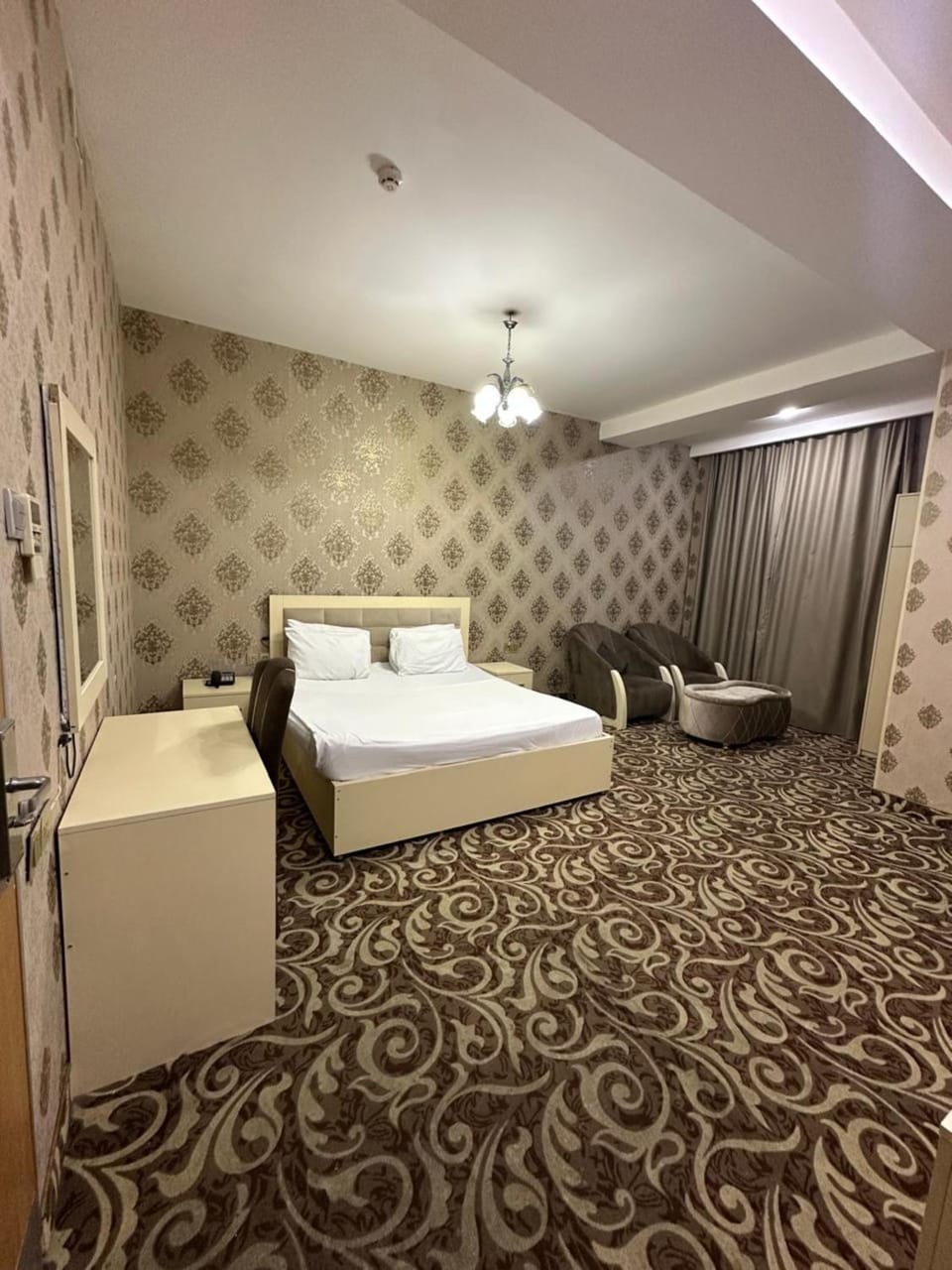 Photo of the whole room
