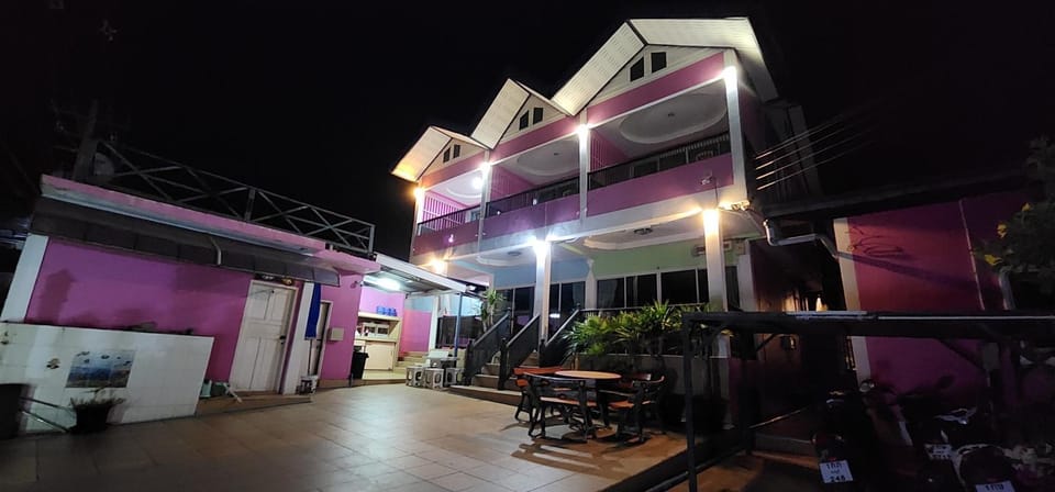 Puttaraksa kohlarn Bed and Breakfast in Chon Buri Changwat