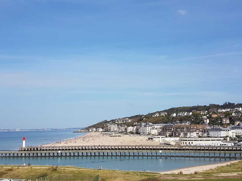 Appartement de charme vue mer Apartment in Deauville