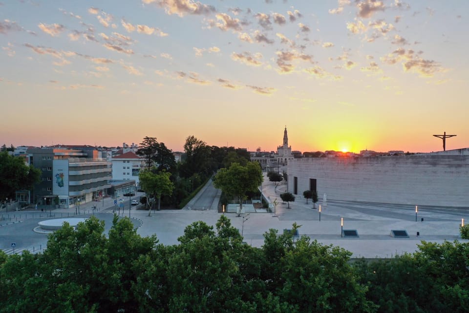 Nearby landmark, Natural landscape, Location, Sunrise