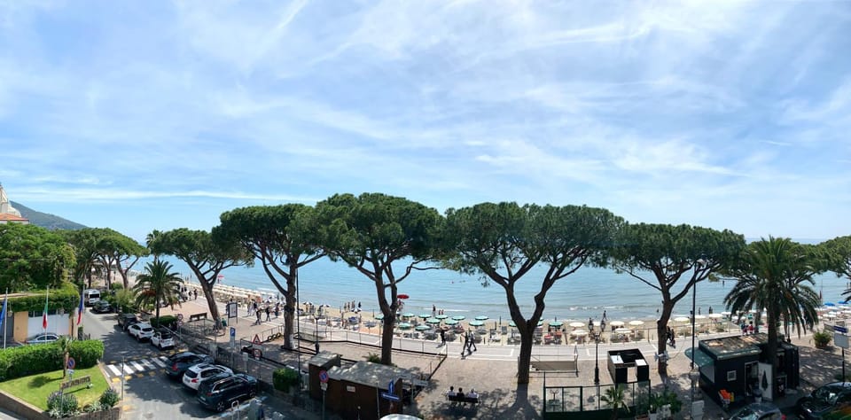 Balcony/Terrace, Sea view, air conditioner