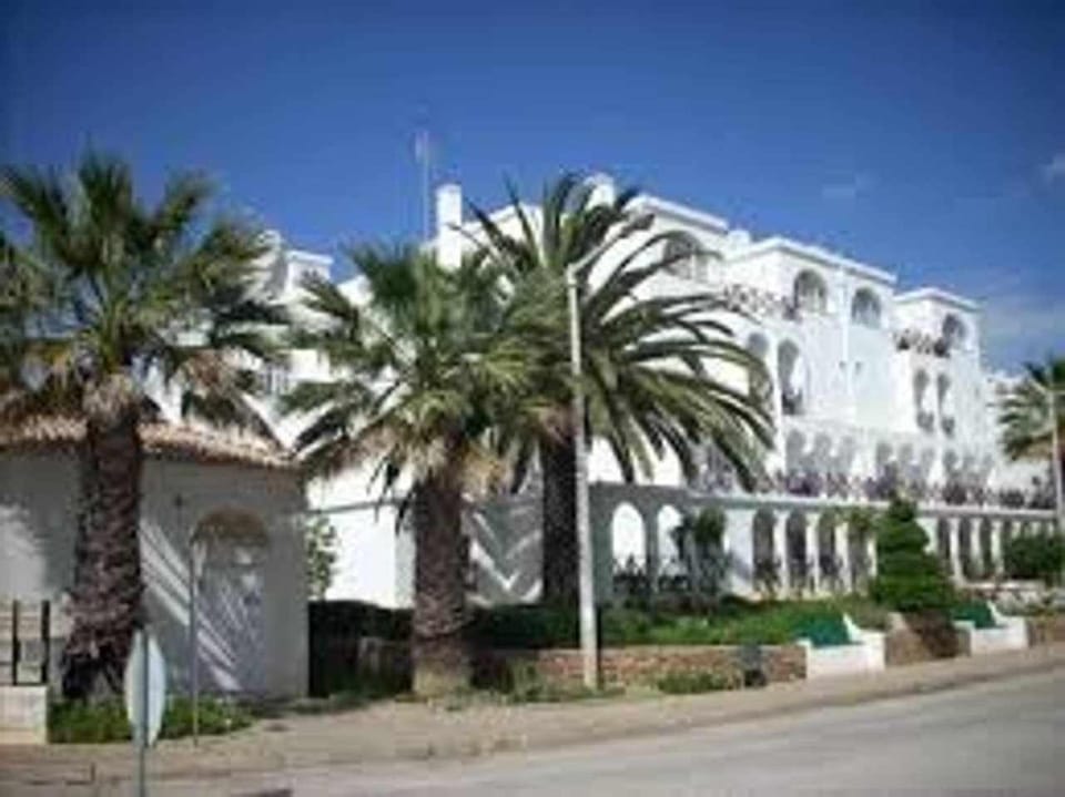 Small cozy flat, by the pool. House in Tavira