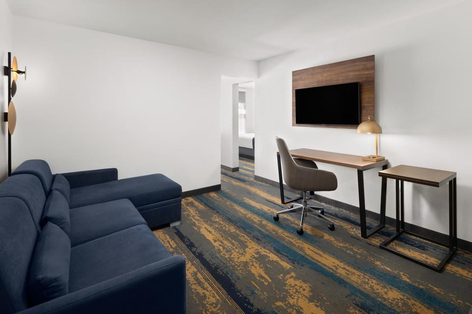 La Quinta by Wyndham Kennewick Hotel in Kennewick
