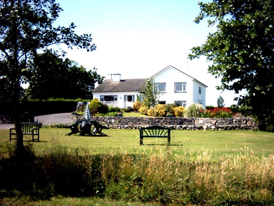 Facade/entrance, Facade/entrance, Garden, Area and facilities