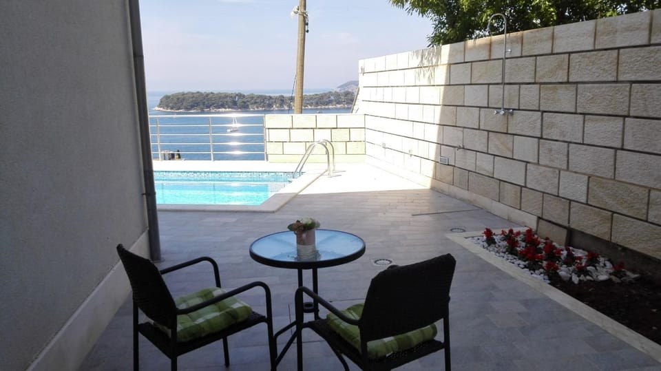 Oliva Apartments 1 Lozica Apartment in Dubrovnik-Neretva County