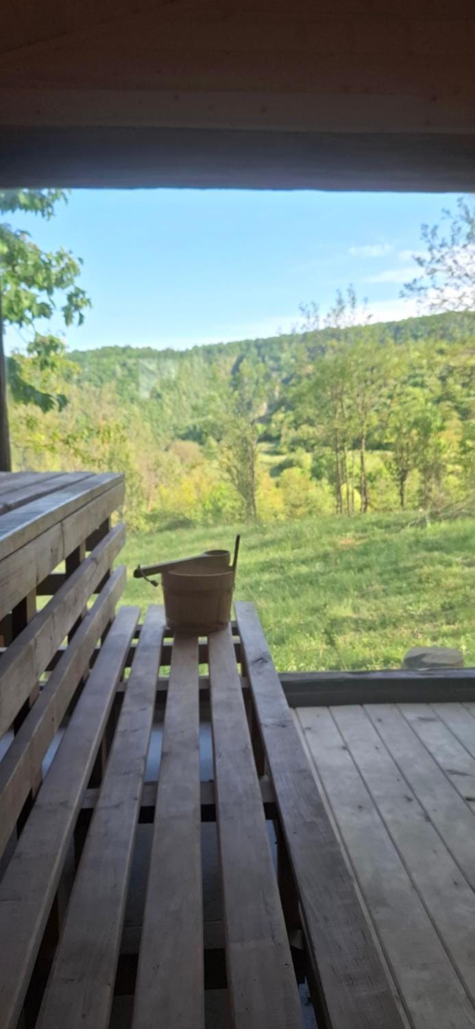 Spring, Day, Natural landscape, Sauna, View (from property/room), Mountain view