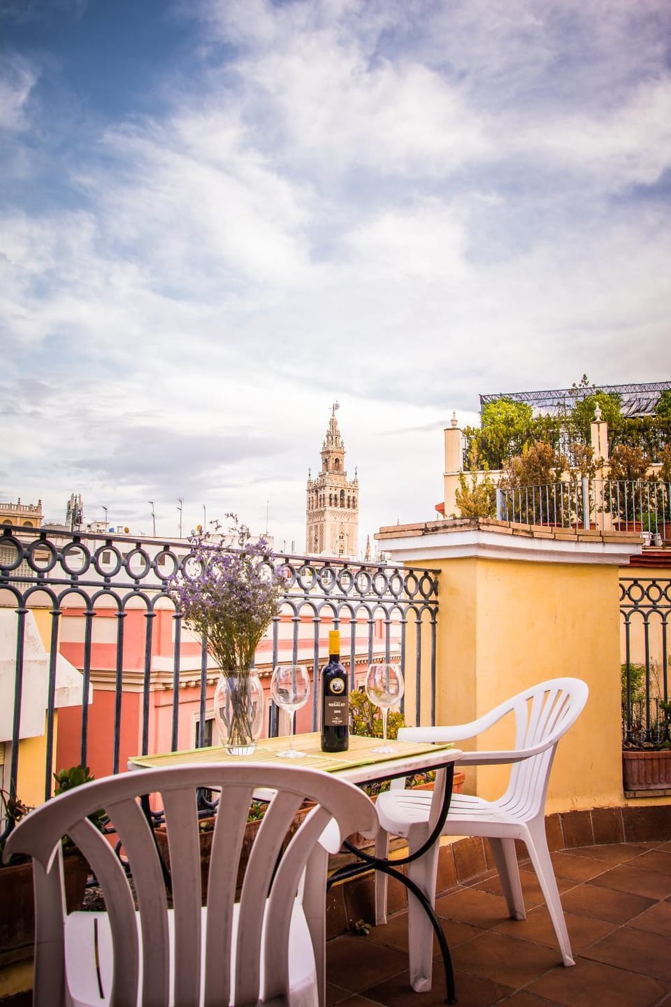 Bird's eye view, Balcony/Terrace, Photo of the whole room, Landmark view, Street view