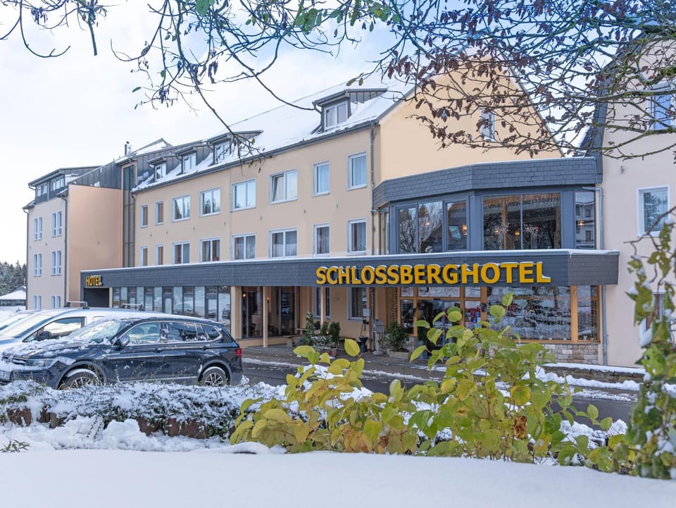 Property building, Winter