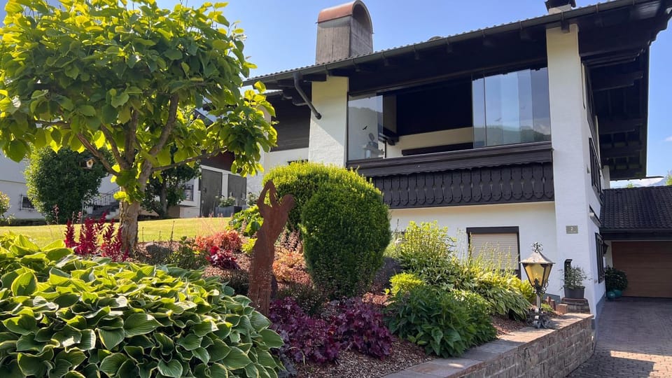 Property building, Spring