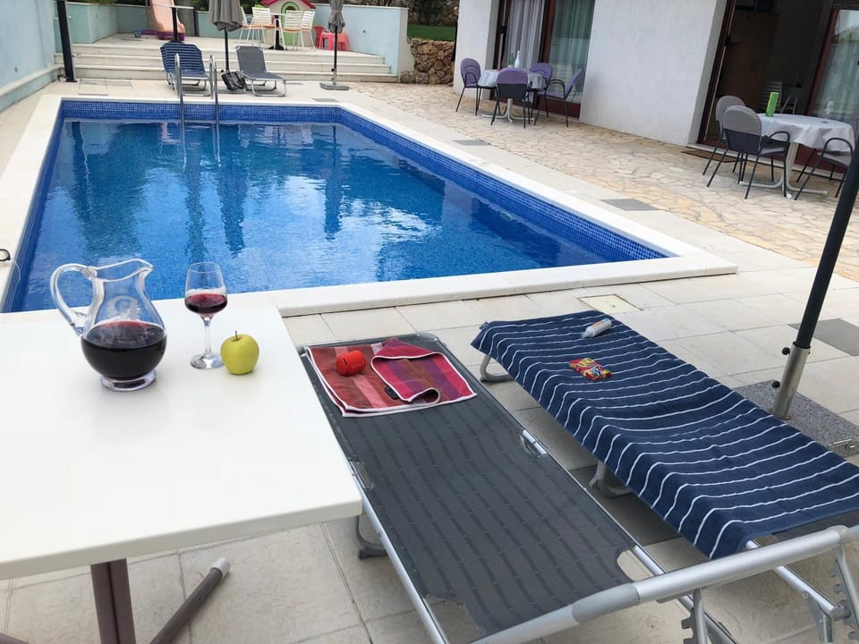 Patio, Garden, Balcony/Terrace, Food and drinks, Garden view, Pool view, Swimming pool
