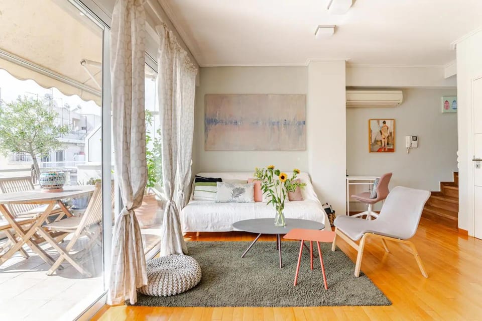Living room, Seating area, Dining area