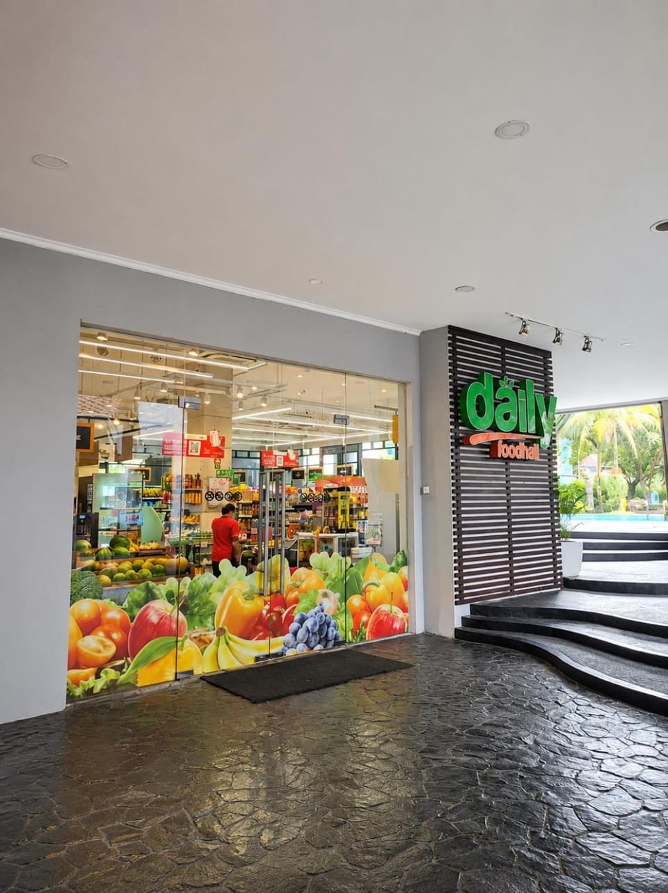 Supermarket/grocery shop