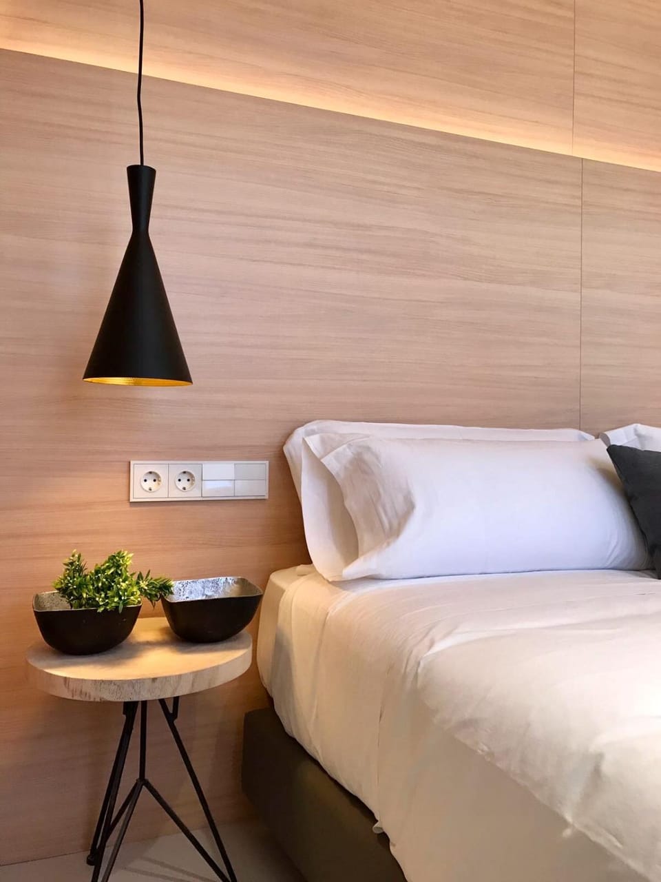 Bed, Bedroom